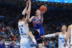 开云在线登录-上海球队挑战北京比赛队，奋勇拼搏争胜()